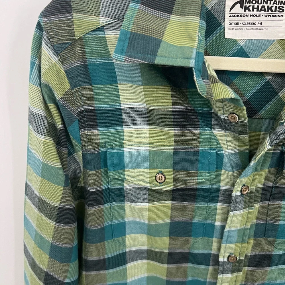 Mountain Khakis street flannel button down shirt